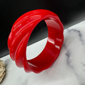 chunky-red-bangle-bracelet3.jpg