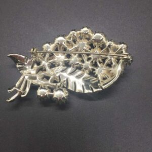 coro-aurora-borealis-stylized-leaf-pin3.jpg