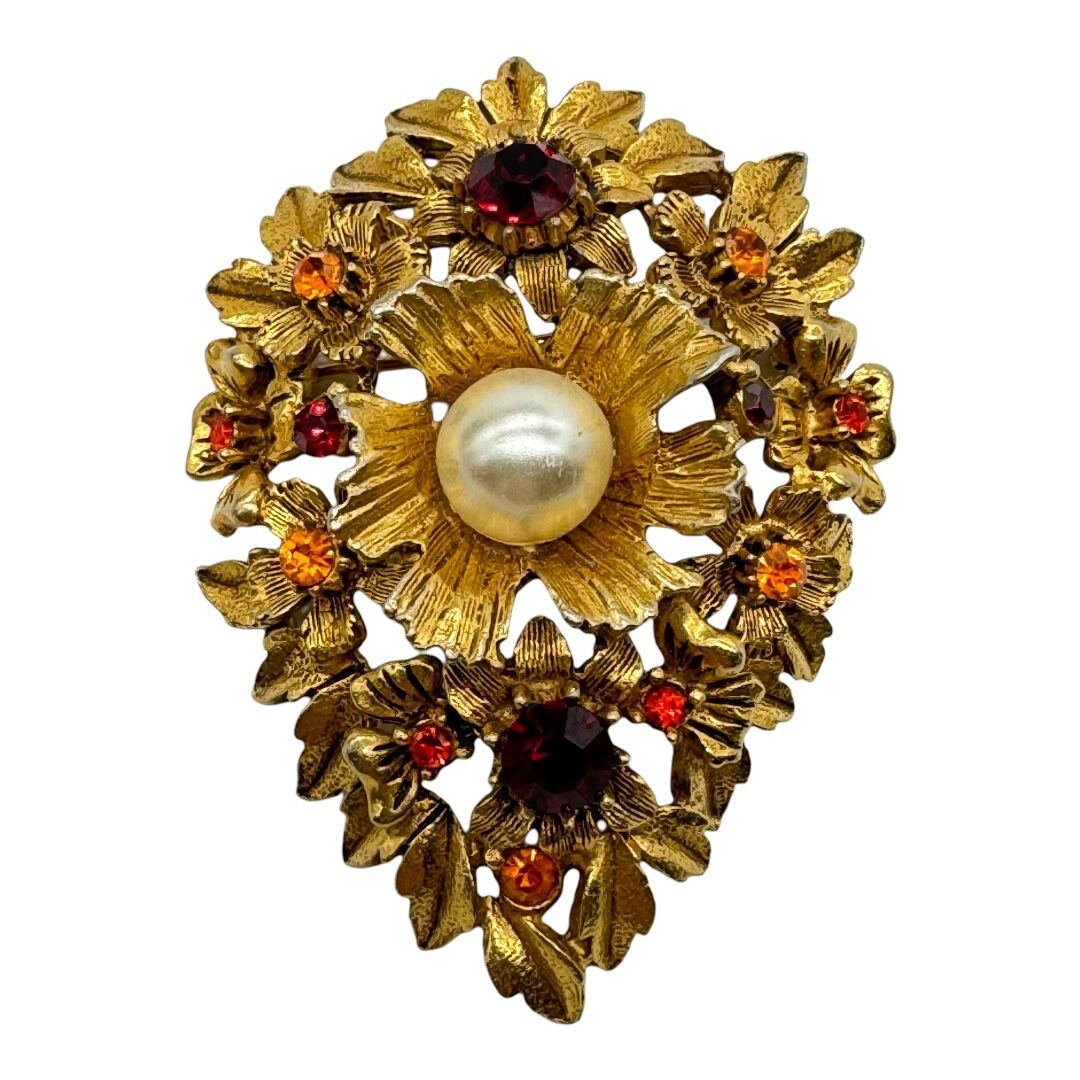 Florenza Floral Brooch with Rhinestones