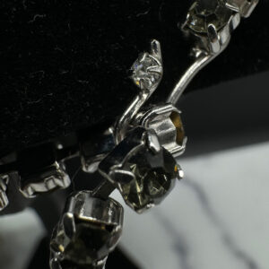 hattie-carnegie-silver-tone-gray-and-clear-rhinestone-necklace2.jpg