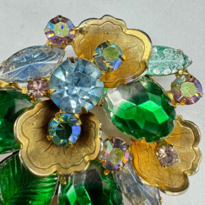 juliana-style-green-rhinestone-brooch3.jpg