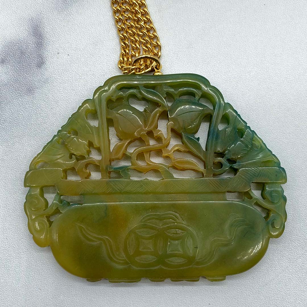 kenneth-j-lane-faux-jade-pendant-necklace5.jpg