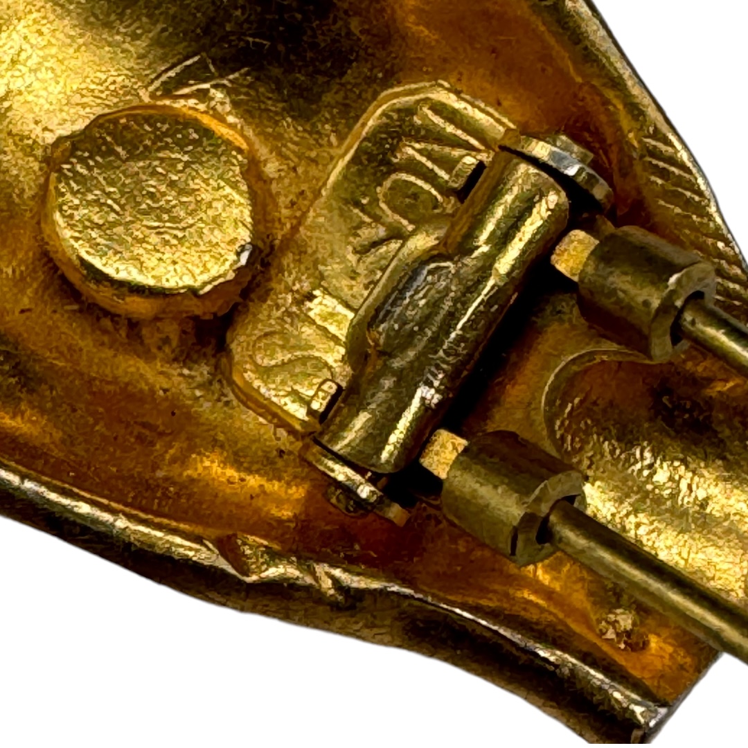 rare-silson-hand-fur-clip3.jpg