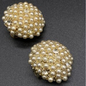 reinad-pearl-earrings2.jpg