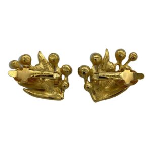 trifari-faux-pearl-earrings3.jpg
