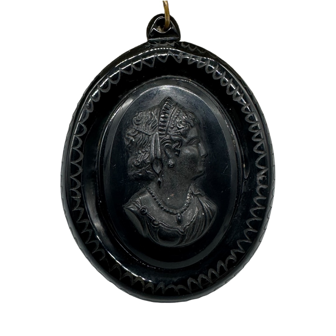 victorian-revival-mourning-cameo-pendant3.jpg