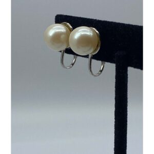 vintage-1960s-faux-pearl-earrings.jpg
