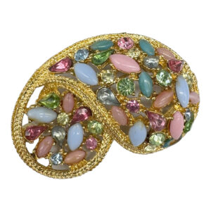 vintage-art-paisley-shaped-brooch.jpg