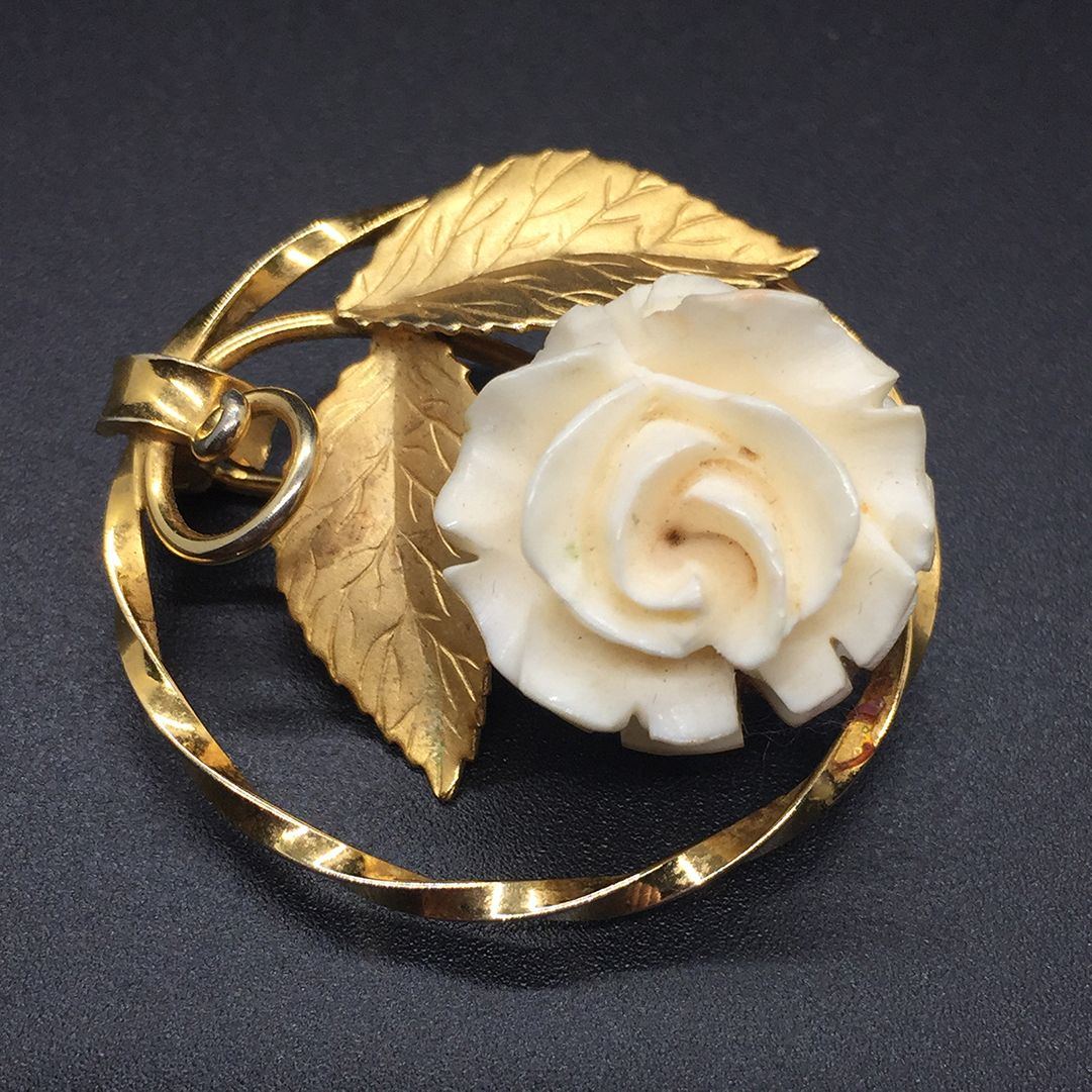 Highly detailed vintage carved rose pin 12k G.F. Marked K.L.