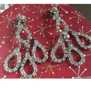 vintage-chandelier-crystal-earrings4.jpg