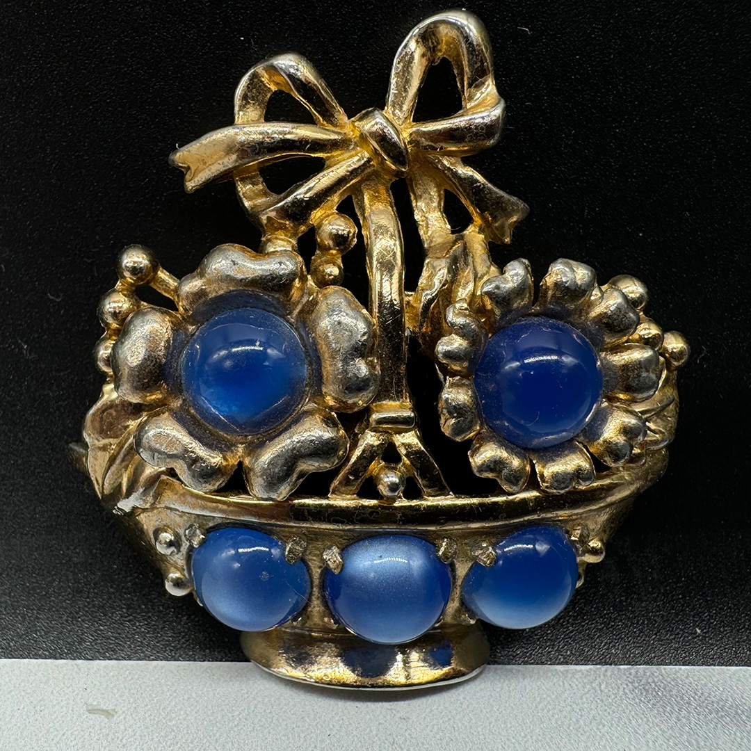 Vintage Coro Basket Brooch with Moon Glow Cabochons