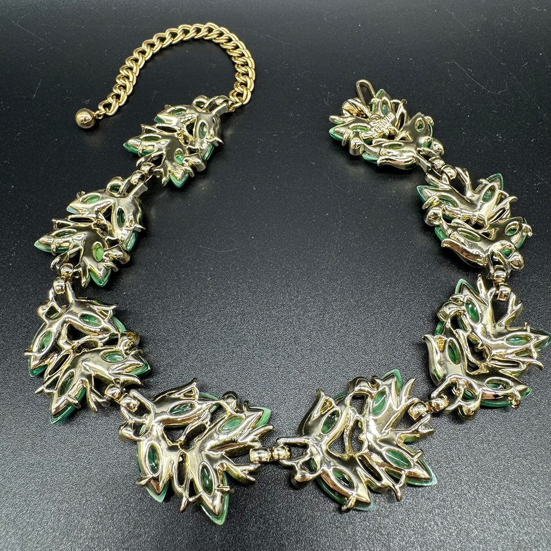 vintage-kramer-faux-jade-thermoplastic-necklace2.jpg
