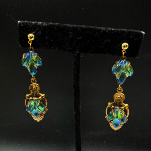 vintage-molded-glass-pierced-drop-earrings2.jpg