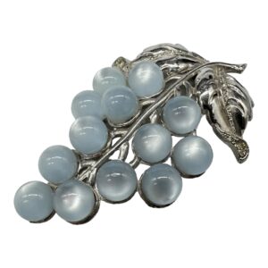 vintage-moonglow-coro-style-grape-fur-clip.jpg