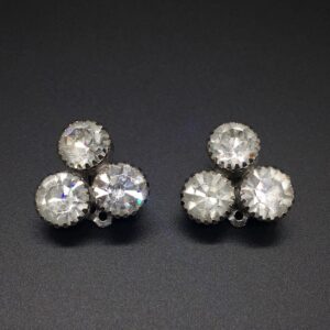 vintage-rhinestone-clip-earrings-1.jpg